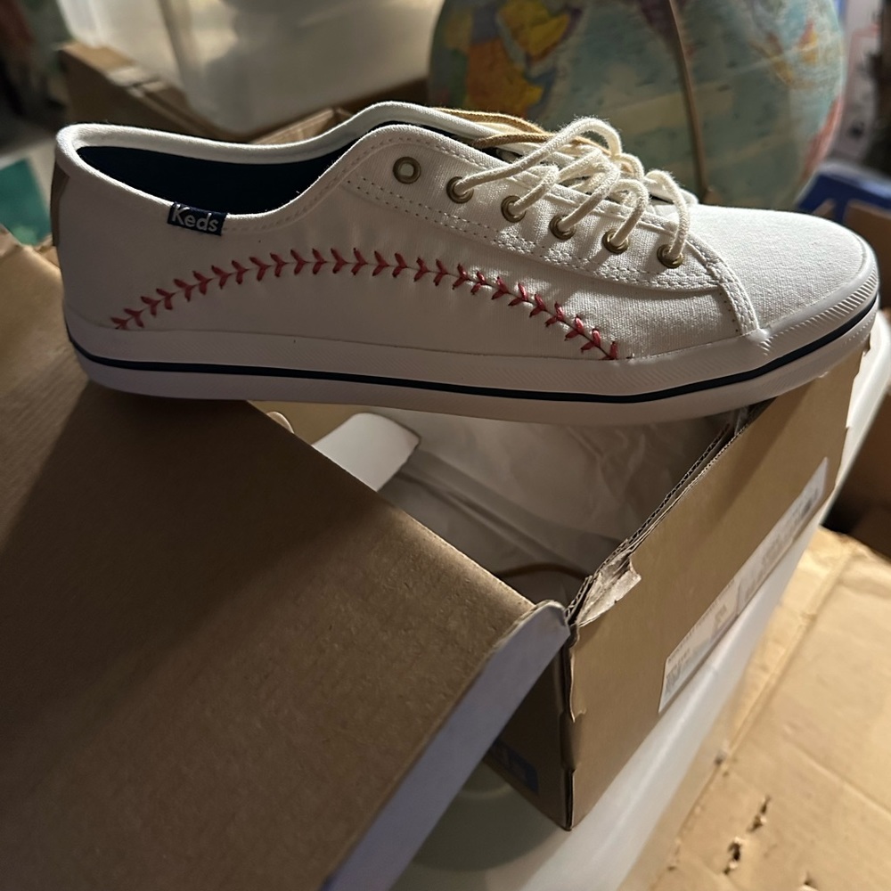 Keds kickstart baseball sneaker new in box